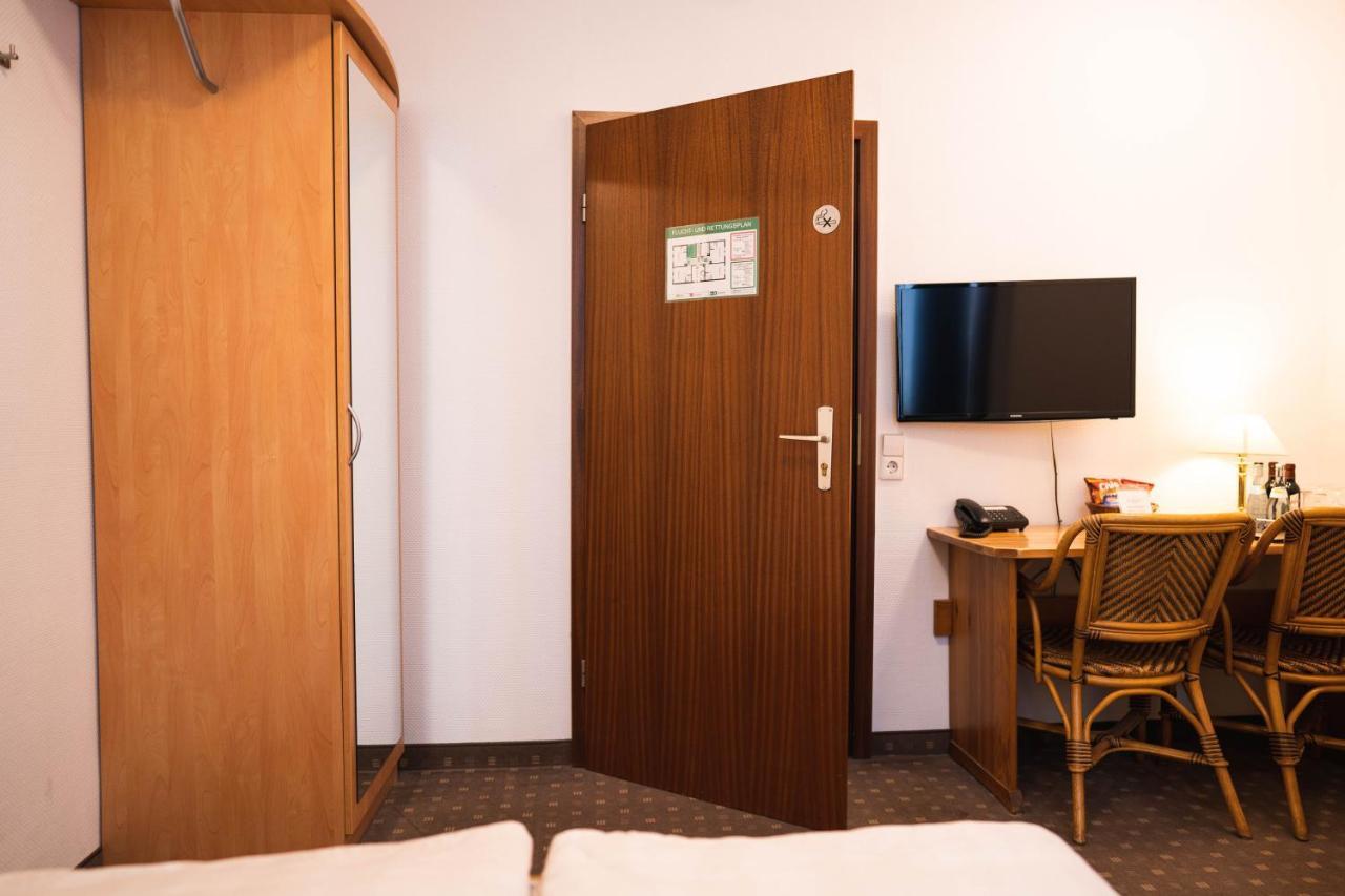 Pension Am Heusteig Stuttgart Zewnętrze zdjęcie